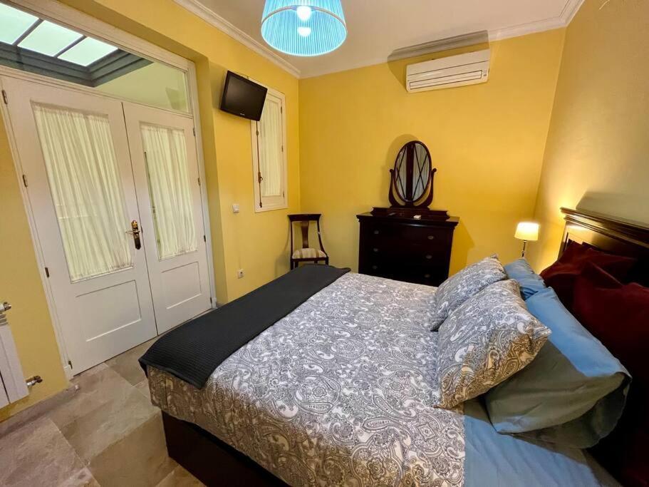 Apartamento Suite Alameda De Hercules 塞维利亚 外观 照片